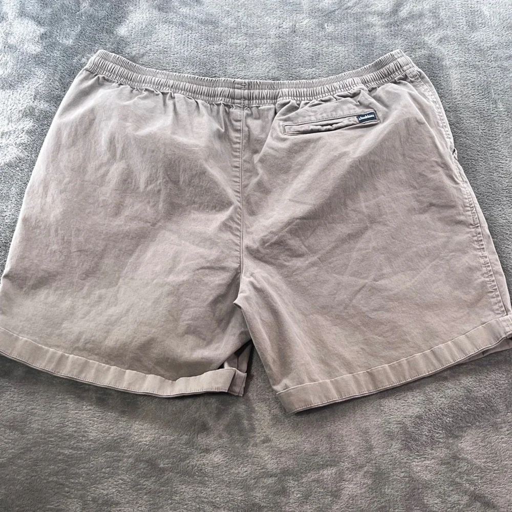 Chubbies Originals Mens XXL Gray Brown 7 Inch Inseam Elastic Waist Stretch Short